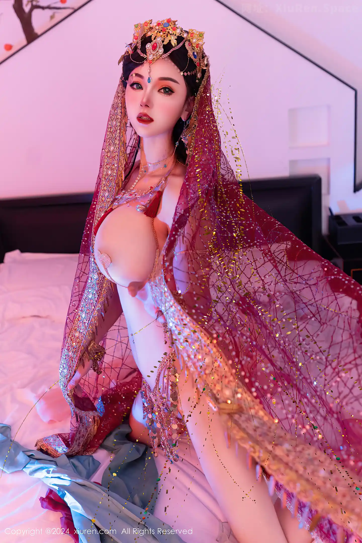 图片[4]-[XiuRen秀人网] VOL.9585 新人模特不吃冰淇淋异域风情女郎性感情趣服饰秀火辣身材诱惑写真85P-秀人网官方网站